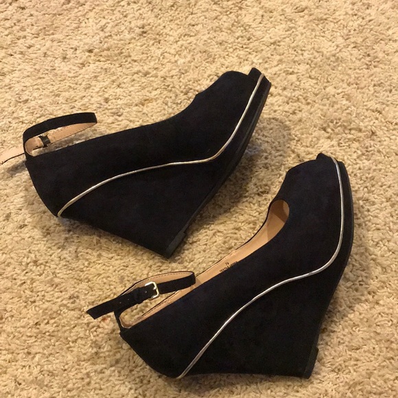 MOSSIMO Size 7.5 Black Sara Style Wedges with box - Picture 9 of 9